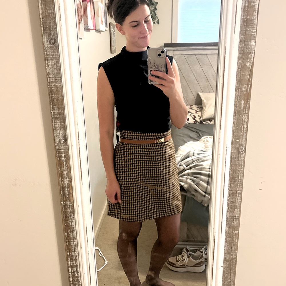 Nine West- houndstooth plaid skirt
